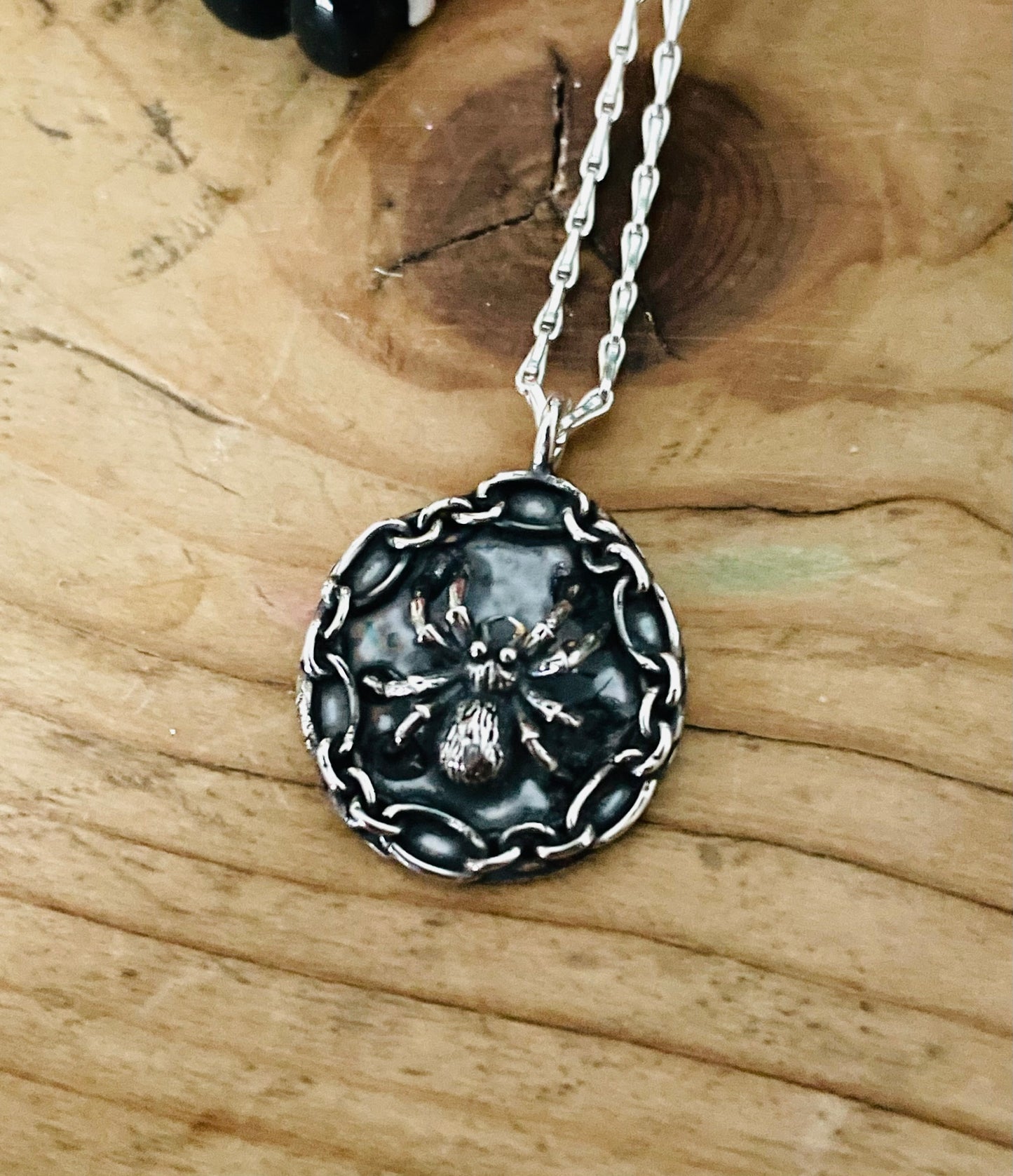 Spider pendant