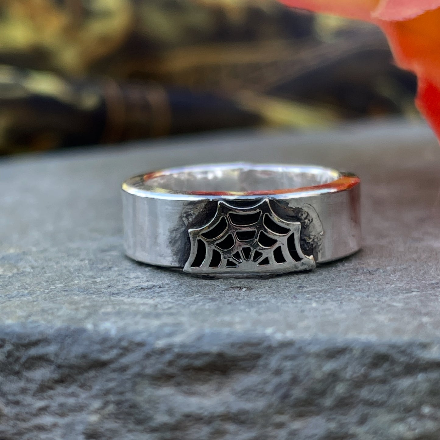 Chunky cobweb ring