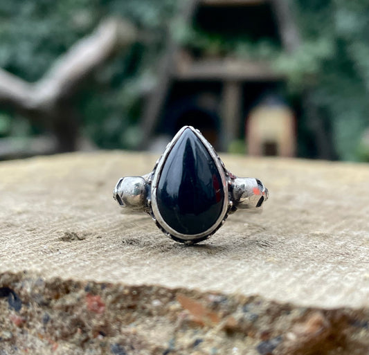 Osiris with black onyx - size T
