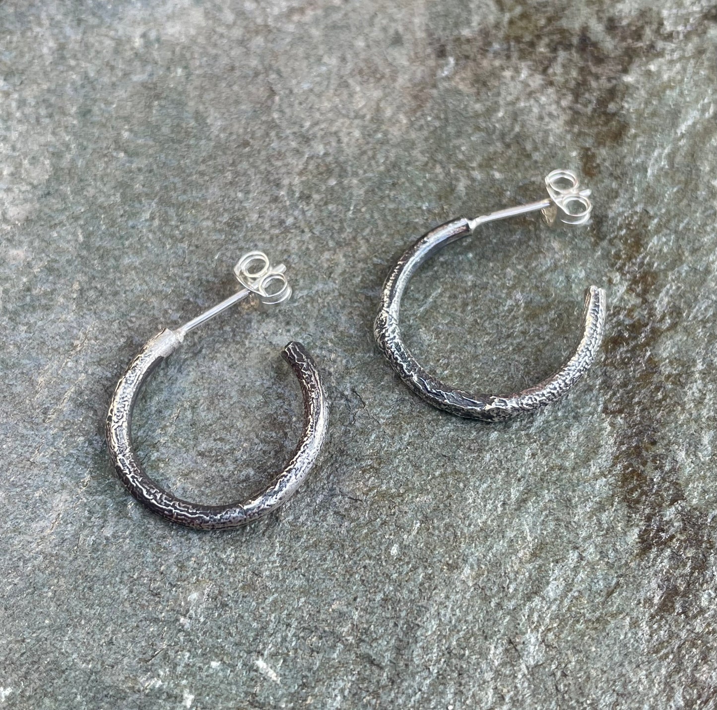 Molten hoops