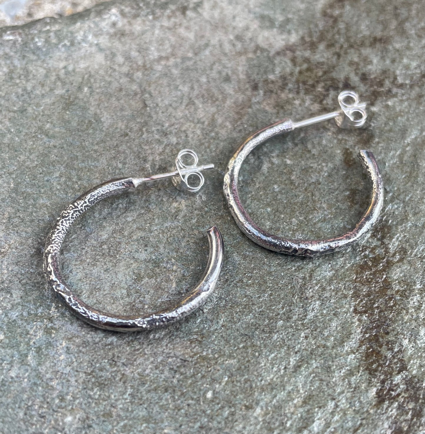 Molten hoops