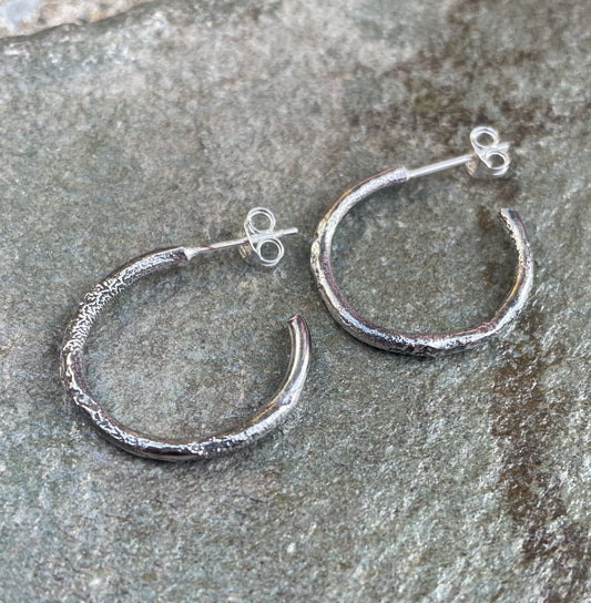 Molten hoops