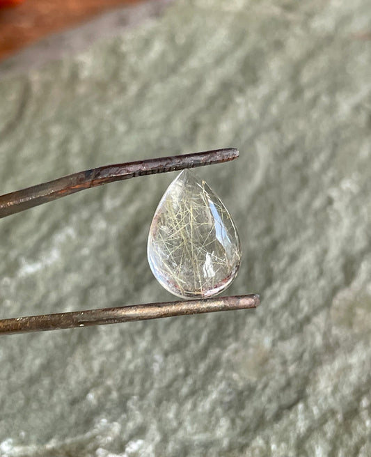 Deposit - golden rutilated quartz 14x10mm