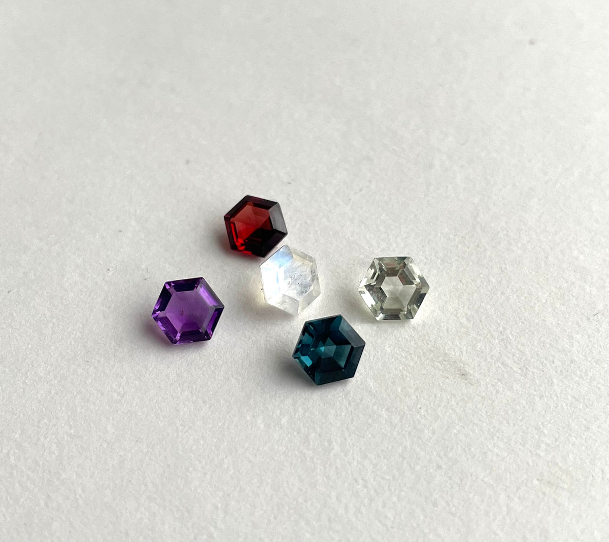 Hexagon with shoulders