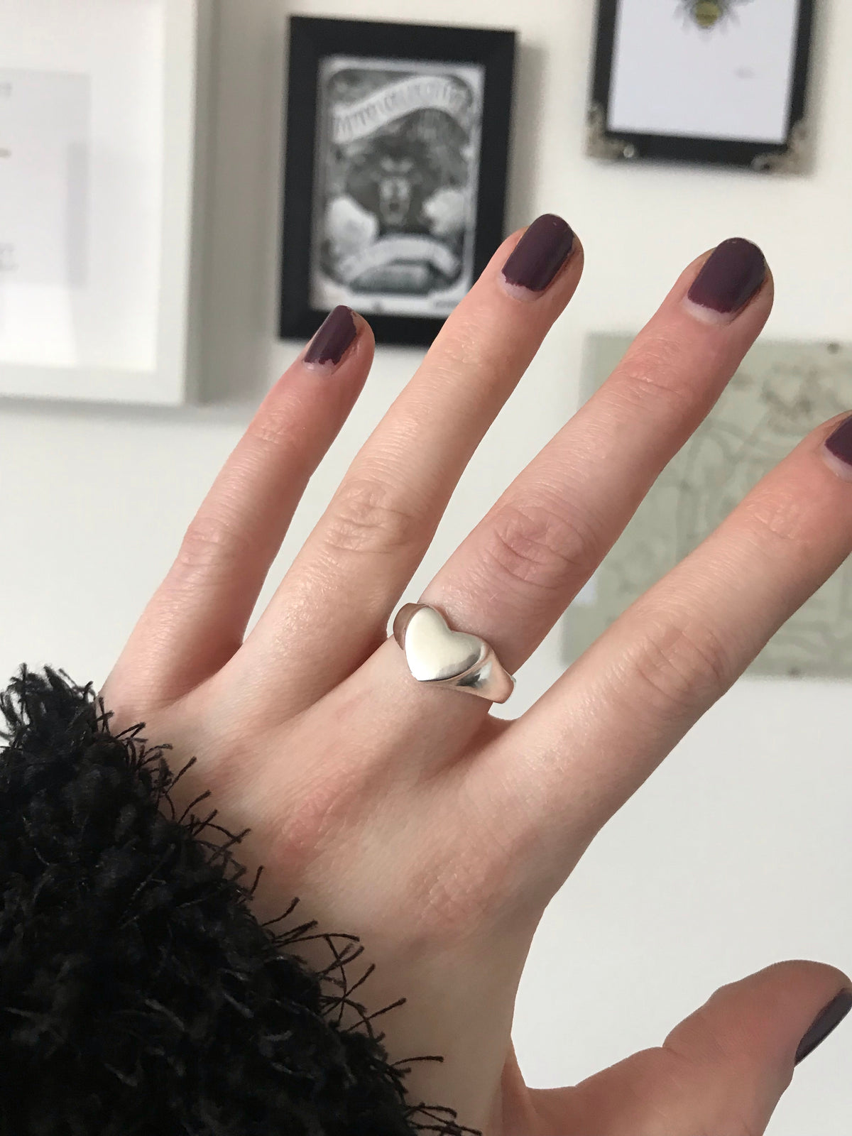 Heart signet