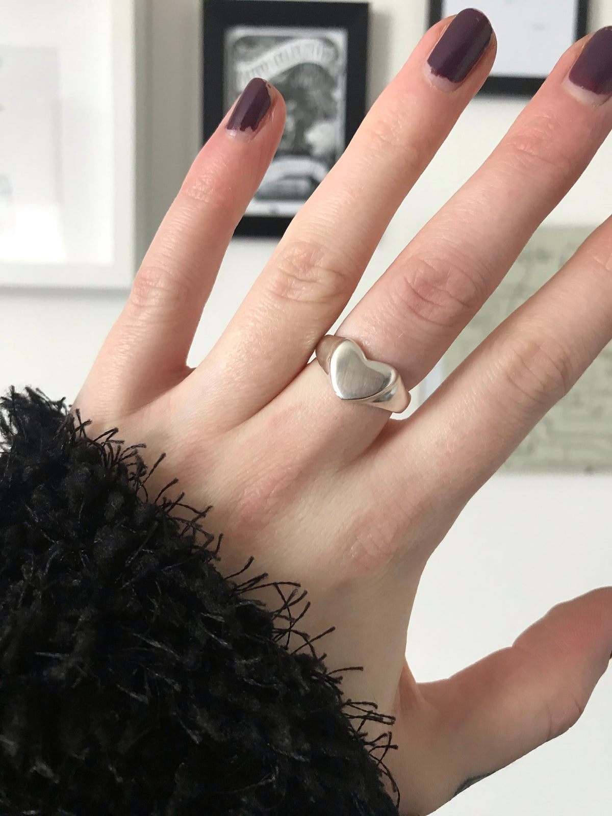 Heart signet