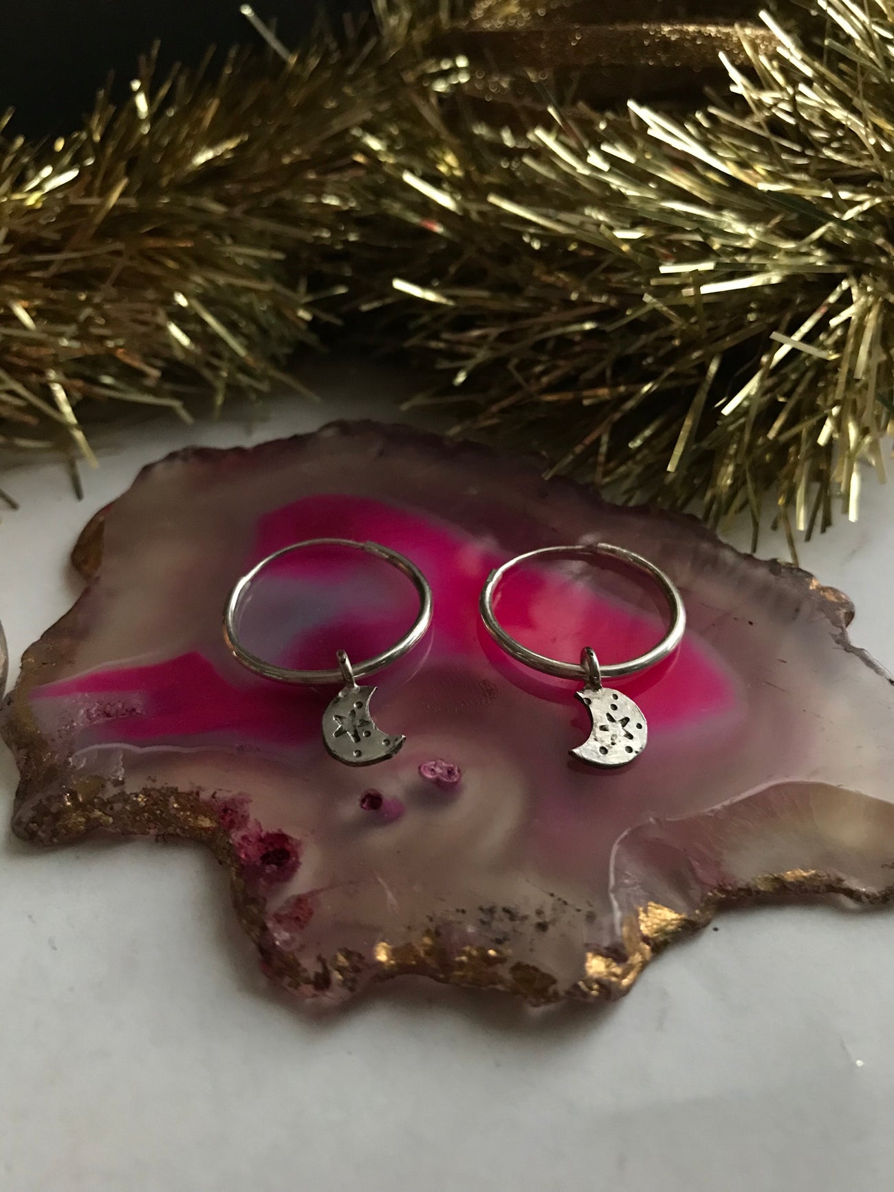 Moon hoops
