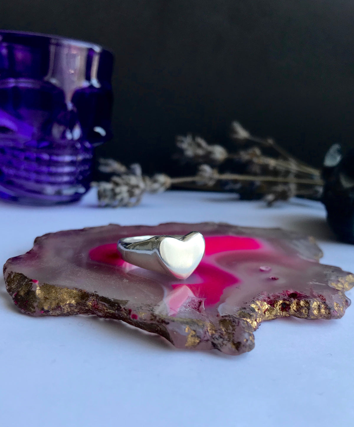 Heart signet