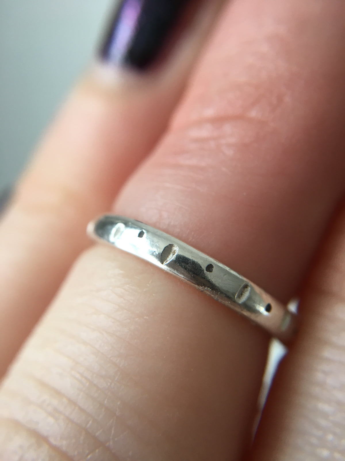 Bamboo textured midi ring