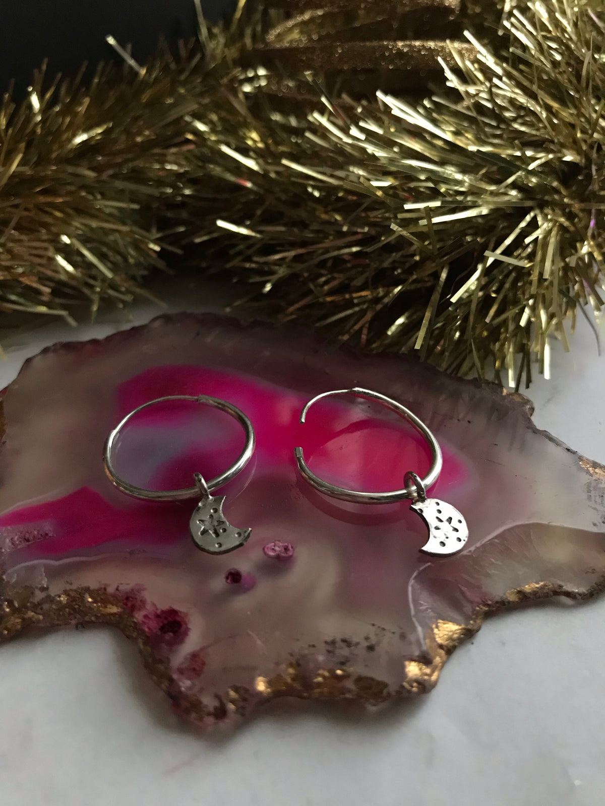 Moon hoops